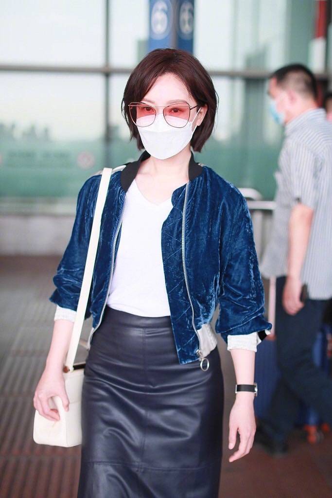 典型|陈数被拍到新戏开机，身高真实不假，但胯很宽典型的梨形身材啊！