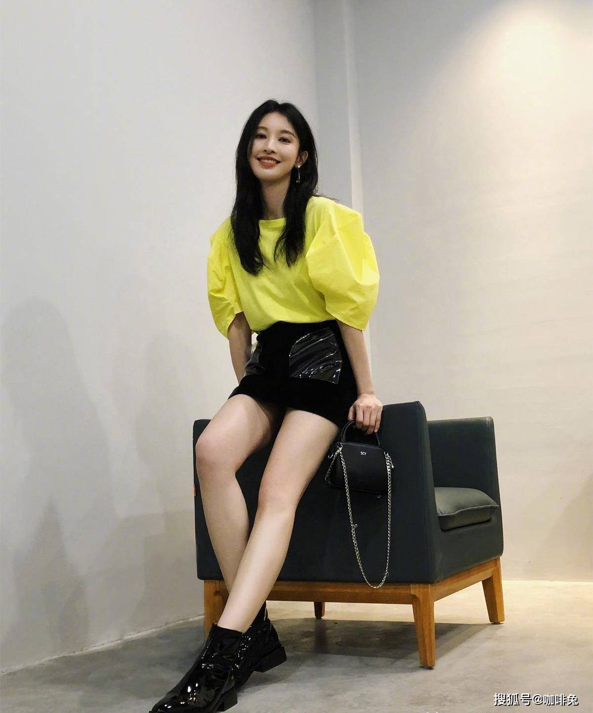 范来|美艳脱俗的张俪真时尚魔鬼 没有驾驭不了的衣服，每件都美到了极致