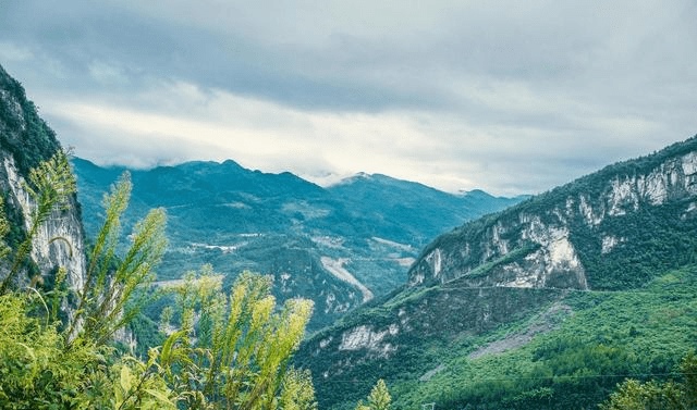 自驾在路上，小众风景：从重庆石柱县到彭水县郁山镇一路山水长卷