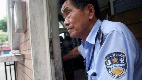 事件|又一次血的教训！幼儿园安保问题暴露无遗，谁来救救我们的孩子？