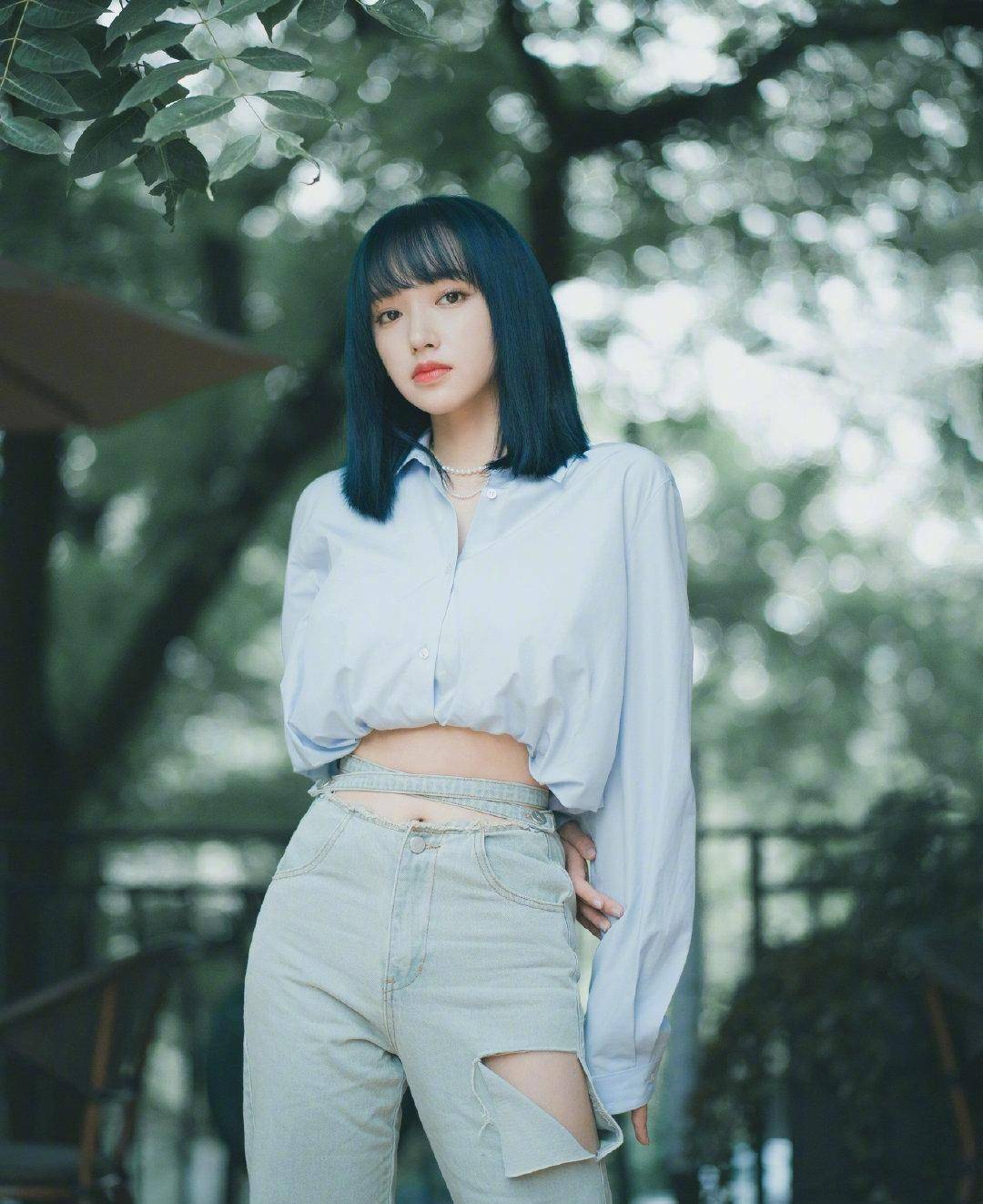 肚脐眼|甜辣女孩们的最爱，夏季爆款BM风露脐装，小蛮腰就要骄傲秀出来！