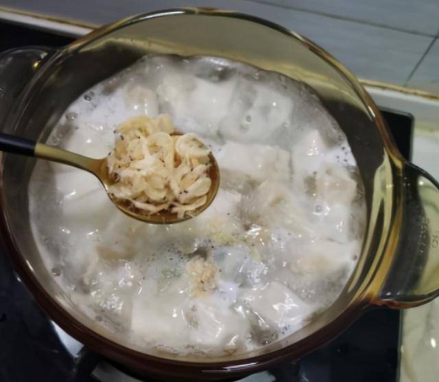 天气|早餐在家吃馄饨，学会这样调馅儿，鲜美入味，比买的还香