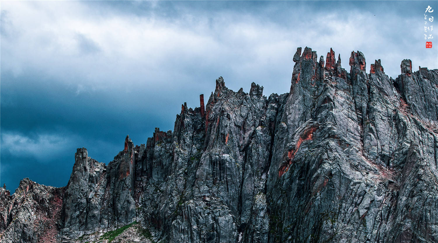 青海最神秘的山口 山与天好似连在一起 游客称赞 大美中国 隆格山
