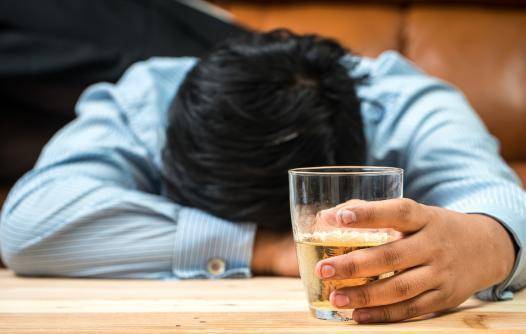 戒酒吃什么最好 d66aa570f5544c6e90ce2b277aae16fa.jpeg