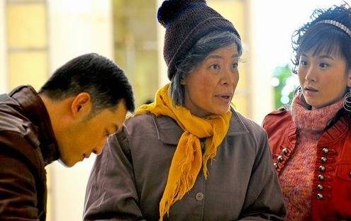 月子|接婆婆来同住，她嫌我难伺候不肯照顾月子，出一主意我们无奈答应