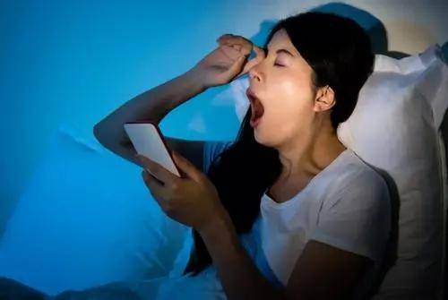 床单|脸上长痘怎么办？皮肤科提醒：这几种事情少做