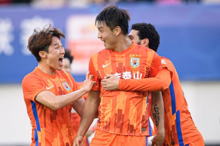 本田圭佑 中国足球与日本有二十年的差距 他们制造不了什么威胁 球员