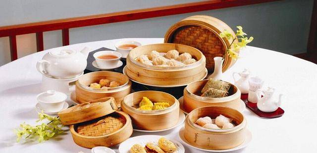 活动|1根黄瓜3个鸡蛋，筷子一搅，10分钟做柔软劲道早餐饼