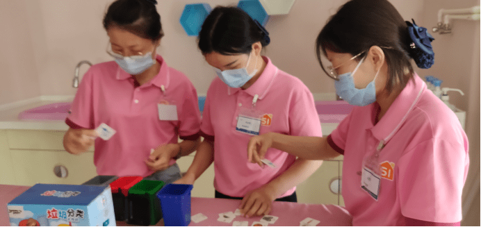 月子|月嫂怎么找靠谱？51家庭管家的住家月嫂怎么样？