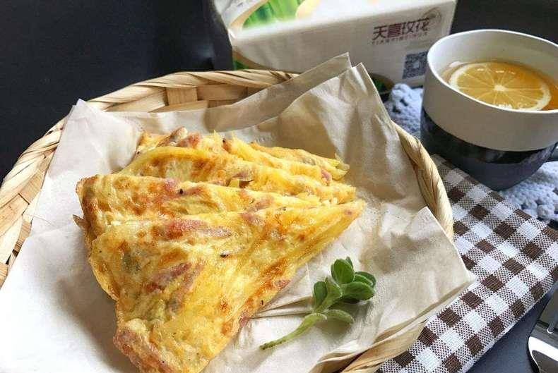 蔬菜|2分钟做早餐，老少皆宜的土豆蔬菜饼，太方便了，喜欢快收藏起来
