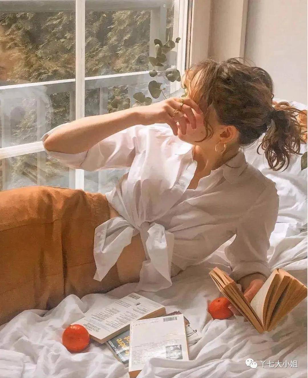 经典|夏季的半裙，搭配这些上装，能美上一整个夏天~