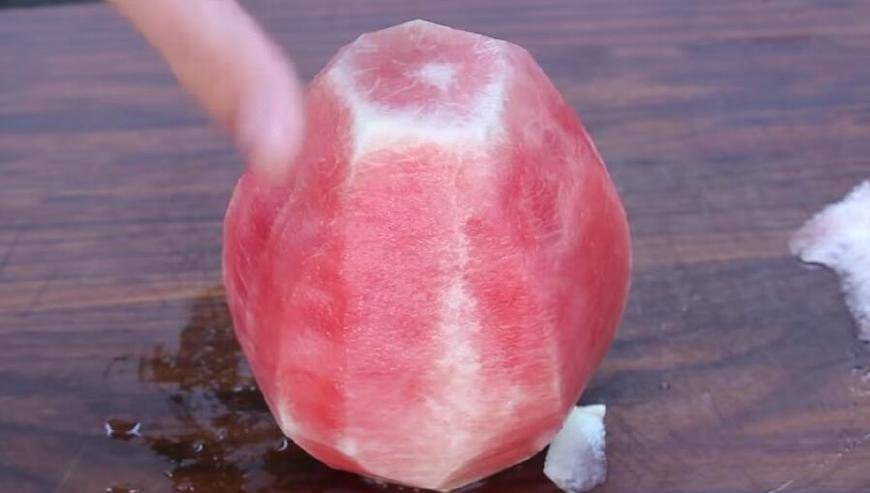 做法|娘家哥哥来家里吃饭，婆婆把“西瓜”做菜招待，哥哥却要打包带走