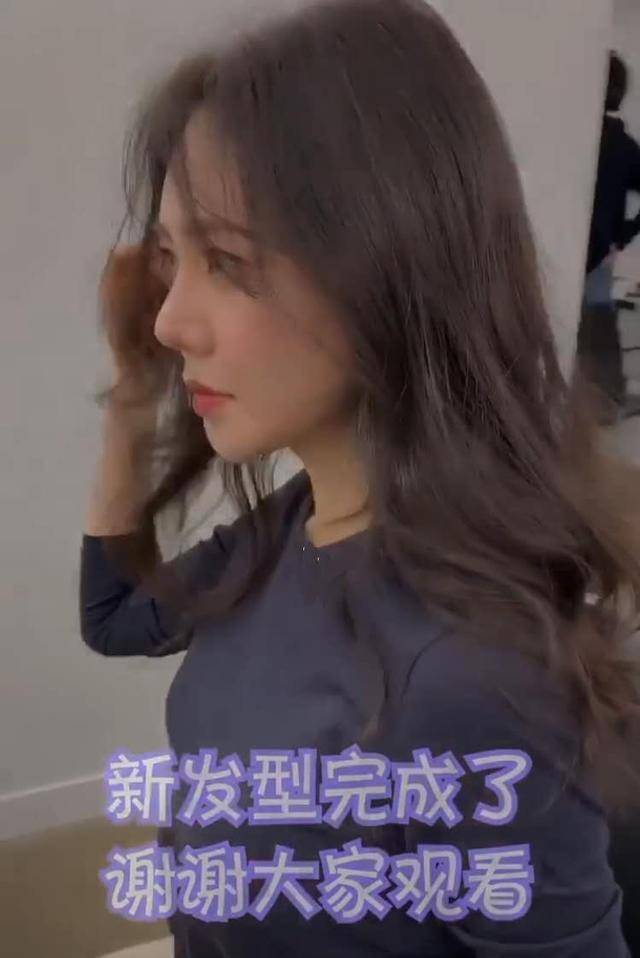 发型|夏瓷炫换新发型美爆！男发型师是发小，经纪人曝光比于晓光还要帅