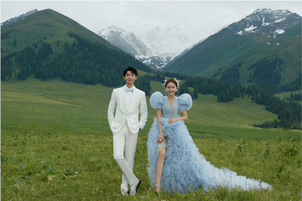 婚纱照|魏晨七夕秀恩爱真高调！晒婚纱照堪比王子与公主，圈外老婆颜值真高