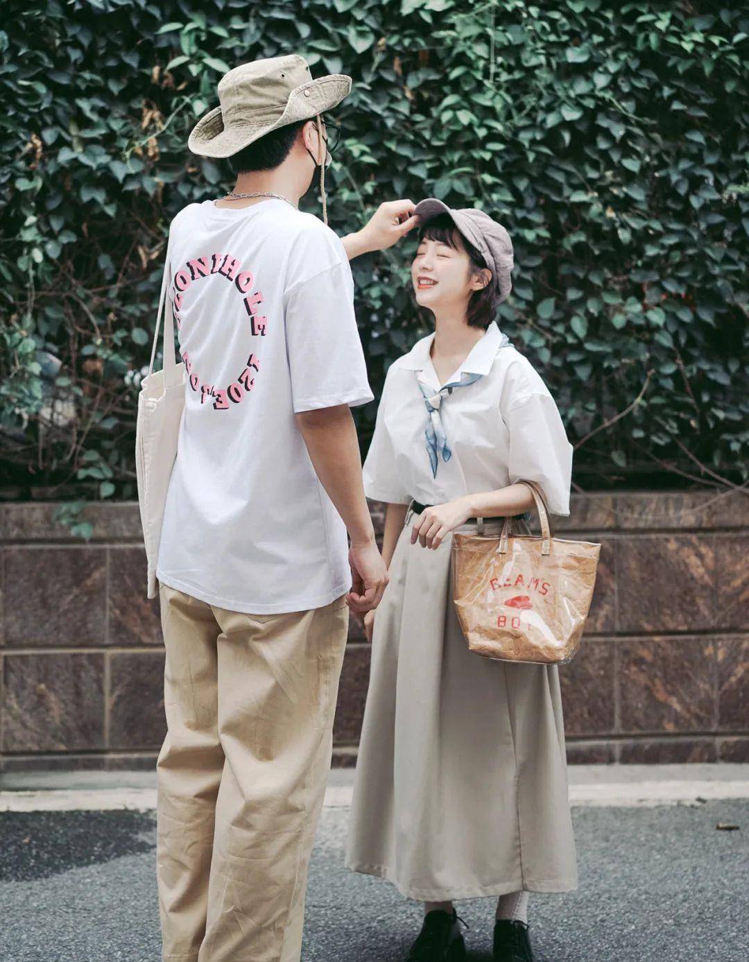幺妹|被荣耀夫妇甜到上头的姑娘不得不说，杨洋和热巴真的是绝配了