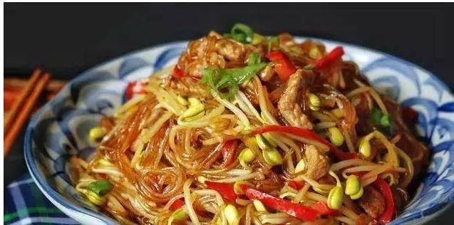 黄豆芽配什么炒菜好吃 883626b7afbd4c089c0ef2db5409eaff.jpeg