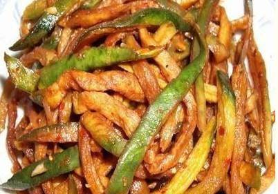 怎么晒萝卜干腌出来的咸菜好吃 c061fde353f04cd697dd062217e7308c.jpeg