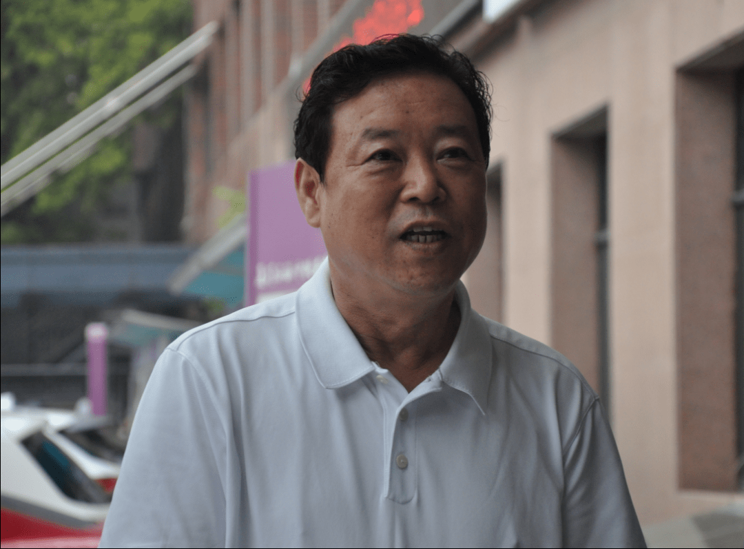 中铁一局集团党委书记马海民到我院开展慰问捐赠活动