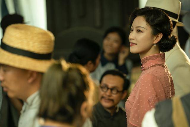 玉墨|你是否美丽漂亮穿一下旗袍就知 1921 倪妮旗袍造型