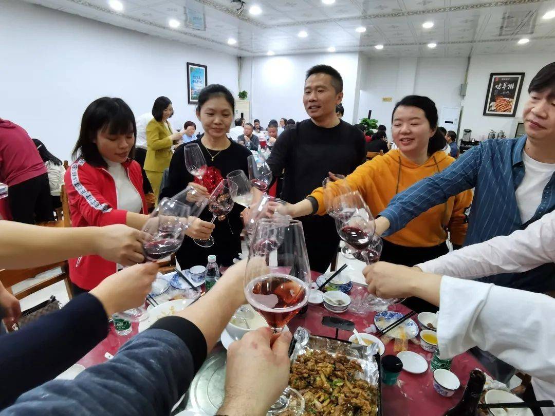 友谊赛|葡悦汇带您一起见证，好品牌你我看得见!