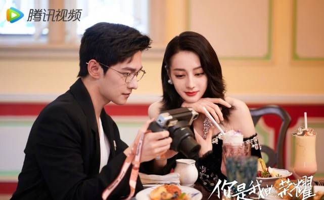 封神|热巴杨洋“豪门夫妻”造型封神！热巴穿水晶长裙，杨洋总裁风A炸