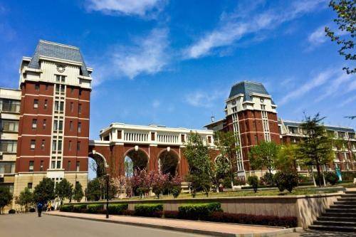 天津财经大学在天津排名_天津财经大学体育场(2)