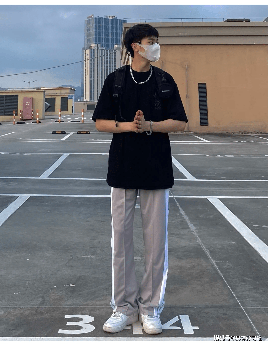 黑色|男士立秋穿搭分水岭：别让秋天再把你变成油腻大叔
