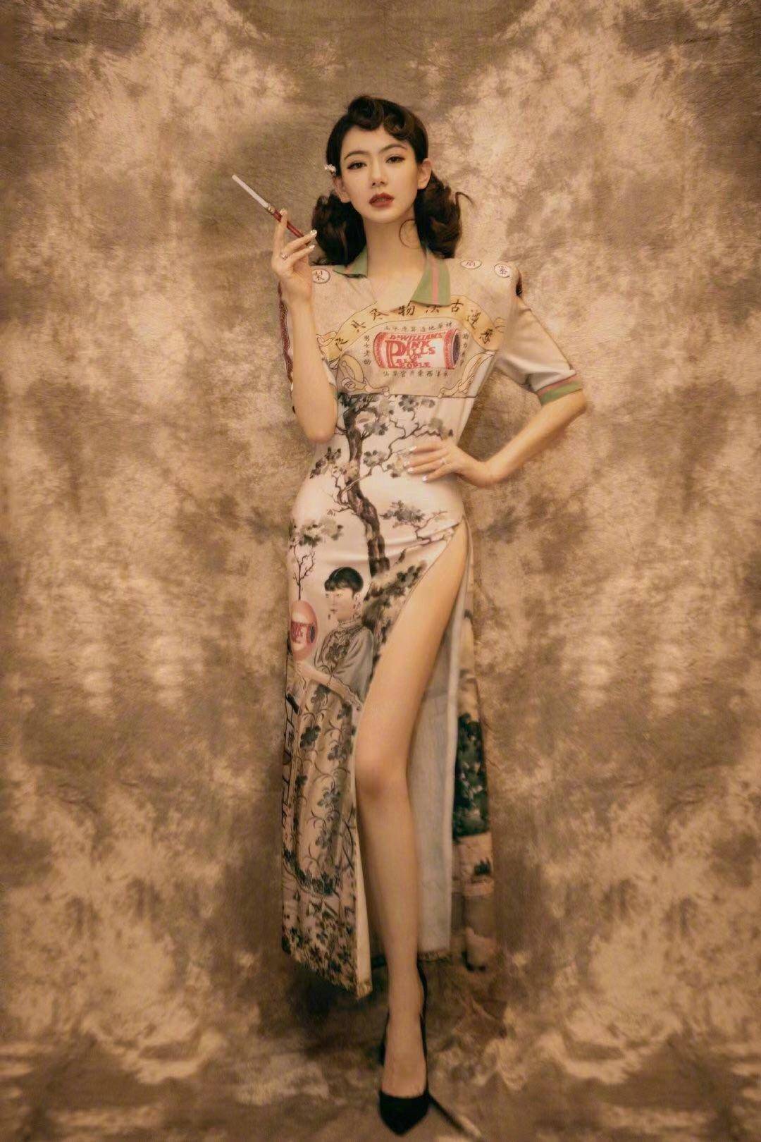 设计|又被林志玲的“括号臀”迷住了，身穿一袭紧身旗袍，腰臀比例出众