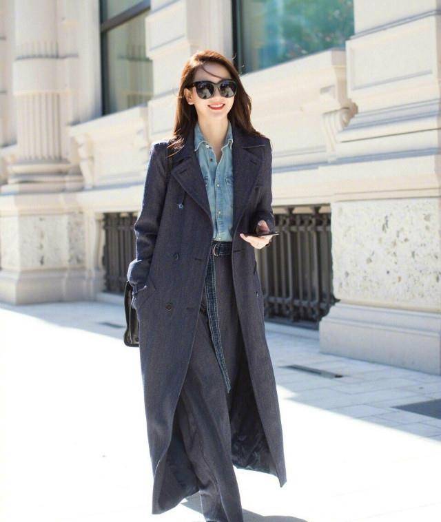 小个子|今秋这样穿风衣，“不配裙子”一样气质高级，八成小个子都爱了！