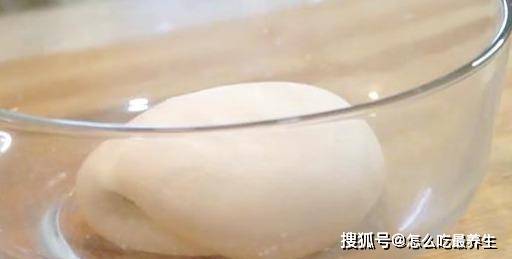 做法|五花肉这样吃真过瘾，蓬松暄软、香而不腻，一次能吃5个