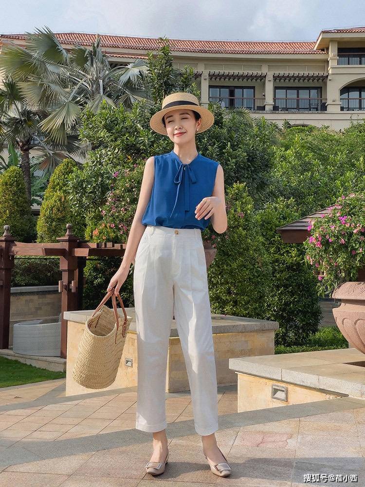 小白|这才是衣橱里的“无龄感裤子”,百搭又时髦,什么年龄都可以穿