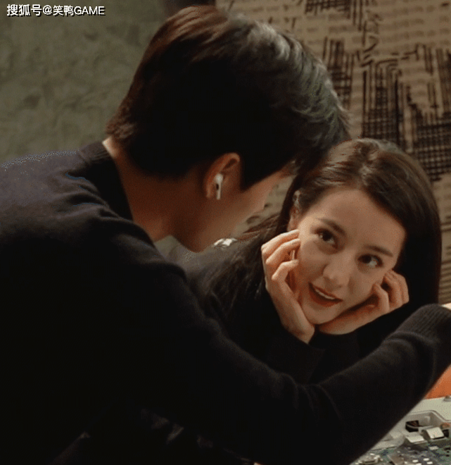 女神|同样是电竞剧女神，为什么程潇被骂面瘫脸，迪丽热巴却被宠上了天