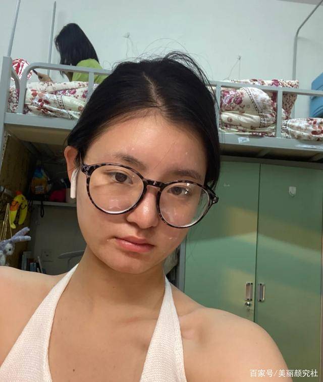 单眼皮|女人不论多大年龄，这6件事要少做，不仅影响颜值皮肤还容易下垂