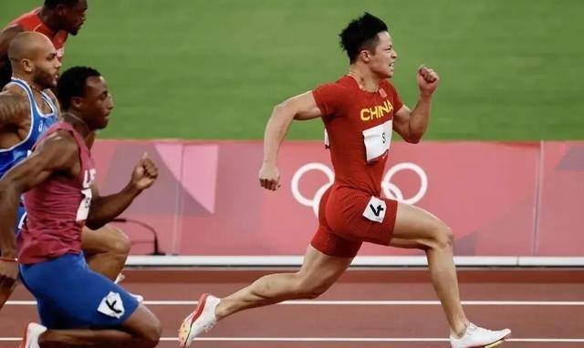 刚求|苏炳添想要二胎，与校花女友初中递纸条早恋，16年结婚儿子3岁