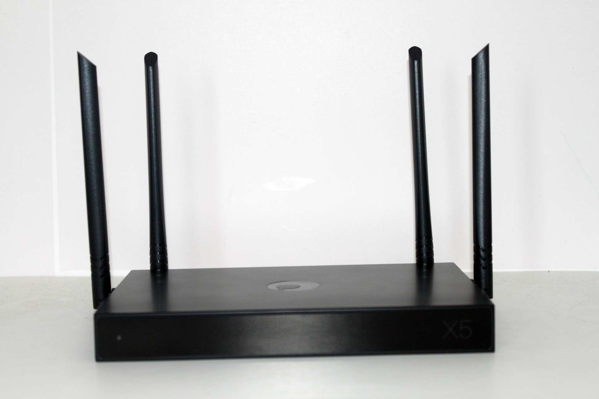 进行|能当成NAS的WiFi6路由器，蒲公英X5开箱体验