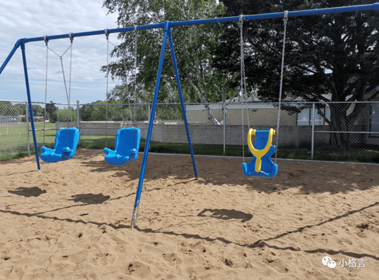 加拿大公园里的儿童小天地都可以玩些什么