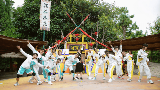 小区|吴奇隆新综艺惹争议,网友爆料节目组拍摄封路,现场画面曝光