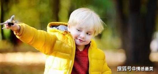 岁数|宝宝这个岁数上幼儿园，你是省心了，娃可遭罪了