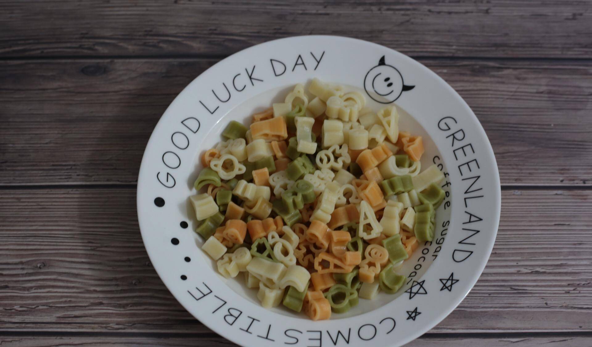 外皮|一个番茄半碗面,10分钟做出美味早餐,刚上桌女儿抢着吃,太香