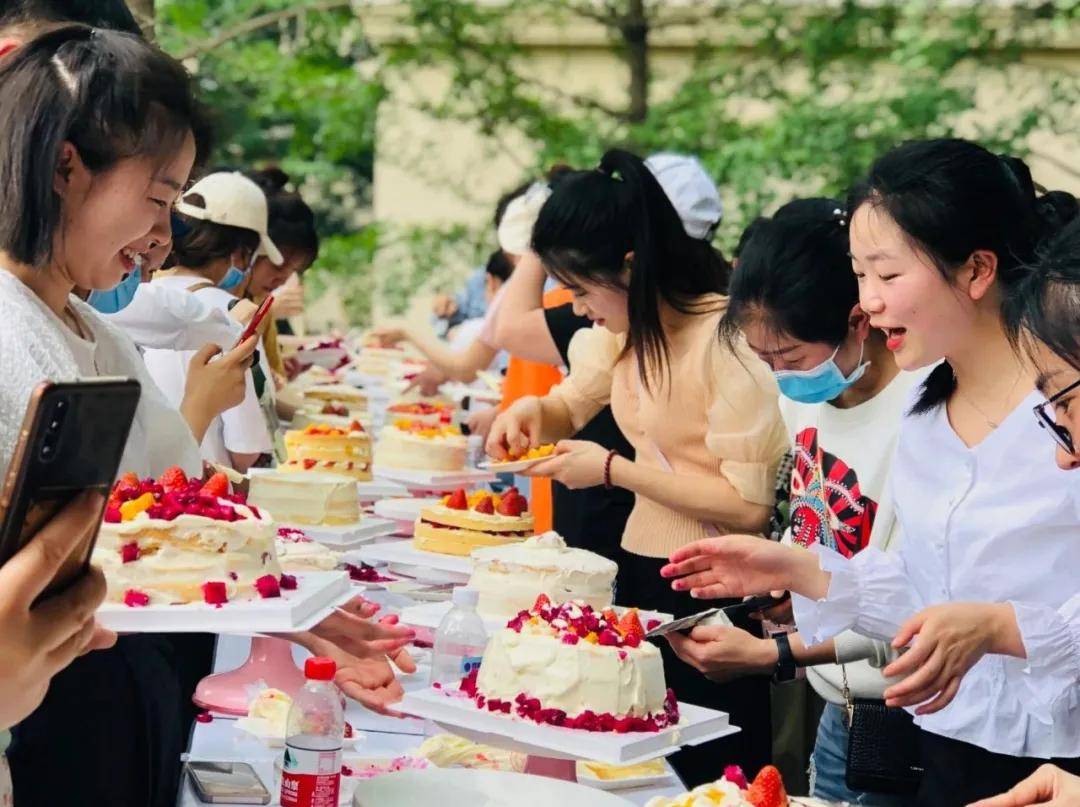 手术|【致敬中国医师】那当医生辛苦吗？