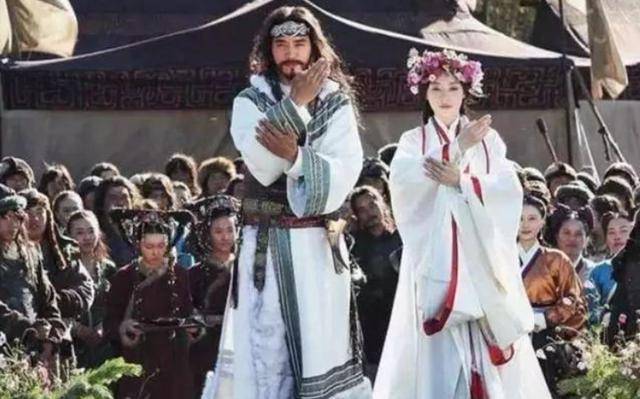 陈乔恩|女星白色古装嫁衣，陈乔恩惊艳宋茜梦幻，杨幂美出新高度