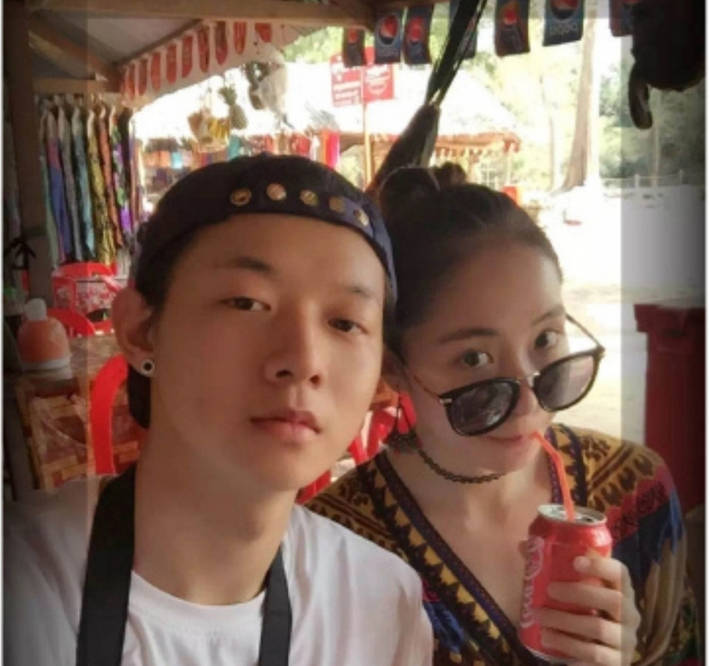 亨利的朋友发文称赞他的人品 不解陈露为何被“黑化” 惹怒网友效仿