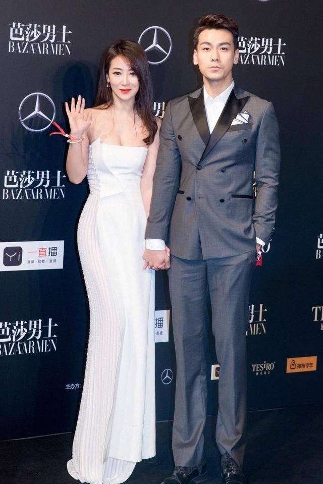 上围|陈紫函真厉害，为了显身材，穿小号的抹胸裙惊艳全场