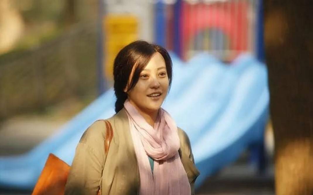 "好男人"邓超背后的3段情史,与她同居三年,却转身迎娶孙俪!