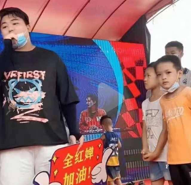 橙橙哥的视频 5aebdf3f682d4cbc84246c5eaf07c299.jpeg