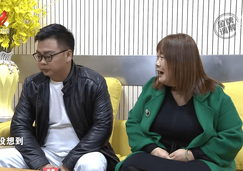 原创妻子扶弟成瘾被丈夫怒甩十几个巴掌心里委屈花你的钱了吗