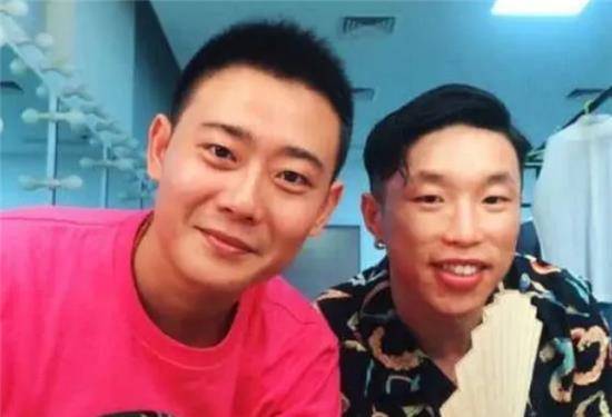 栾云平|德云社封箱于谦合作栾云平烧饼，儿徒碰瓷爱徒，砸挂捧哏犯众怒