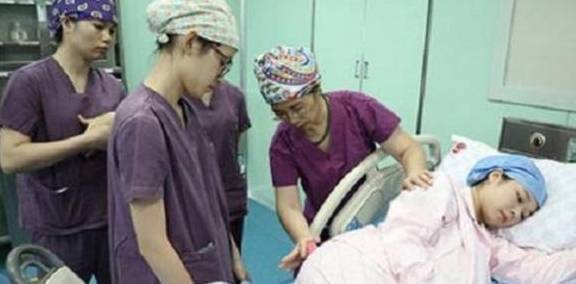 进行|头胎剖腹产，二胎只能剖吗？有一类可以顺产，另外三类还得继续剖