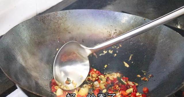 怎么样煎泥鳅 2e99570f35c14349acd1f3fcbc52ed1a.jpeg