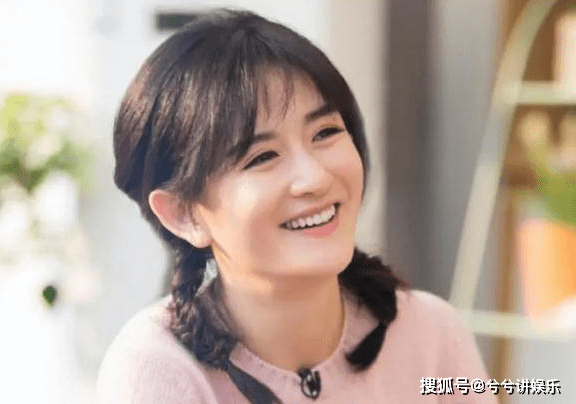 官宣|谢娜生完二胎后首次露面，终于回归，网友们欢呼雀跃